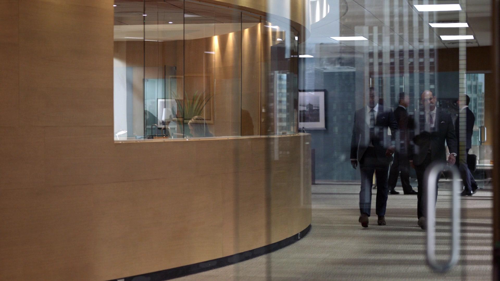 Сериал Форс-мажоры (2011) 9 сезон 2 эпизод