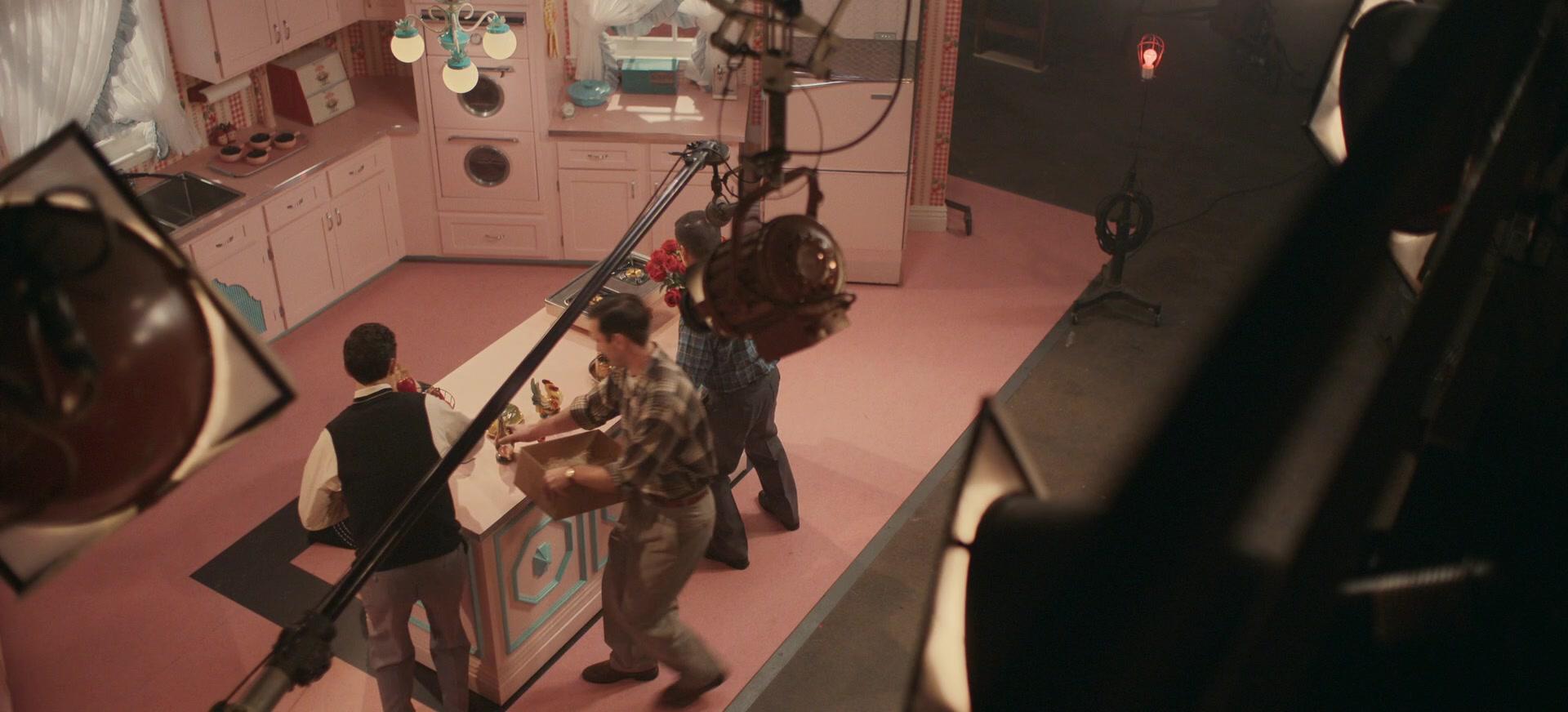 Сериал Уроки химии (2023) 1 сезон 5 эпизод