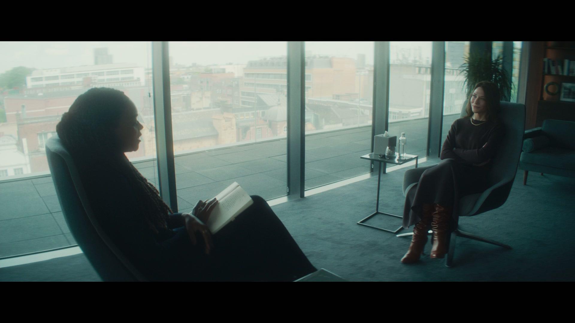 Фильм Чёрный чемодан – двойная игра (2025)