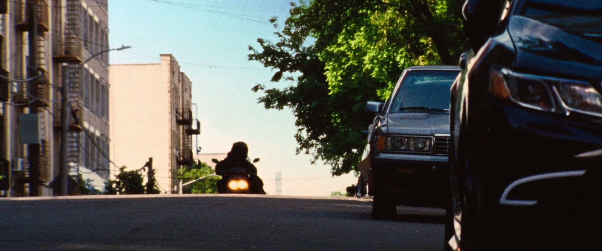 Фильм Сверху вниз (2025)